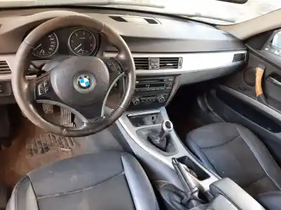 Scrapping Vehicle bmw 3 touring (e91) 320 d of the year 2001 powered 204d4