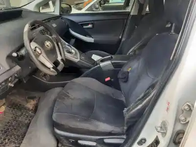 Здавання транспортного засобу toyota prius (nhw30) plug-in hybrid advance року 2012 потужний 2zr