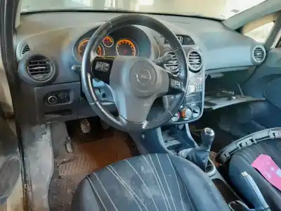 Veículo de Sucata opel corsa d ´´111 years´´ do ano 2010 alimentado z13dtj