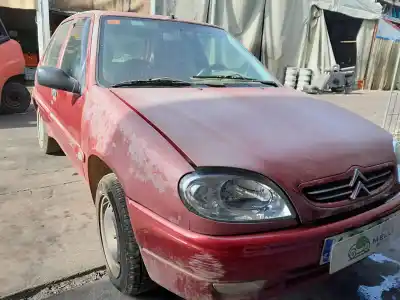Veicolo di demolizione citroen saxo 1.1 sx dell'anno 2001 alimentato hfx