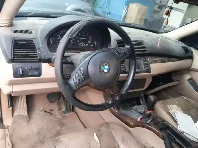 Veículo de Sucata bmw x5 (e53) 3.0d do ano 2001 alimentado 306d1