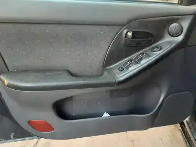 Veículo de Sucata hyundai                                            elantra (xd)                                                                                                                                                                                                                                               d4ea                                                                                                                                                                                                                                                       do ano 2004 alimentado d4ea