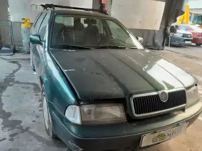 Veículo de Sucata skoda octavia i combi (1u5) 1.9 tdi 4x4 do ano 2001 alimentado agr