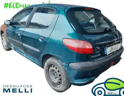 Sloopvoertuig peugeot                                            206                                                                                                                                                                                                                                                        g-kfw                                                                                                                                                                                                                                                      van het jaar 2001 aangedreven kfw