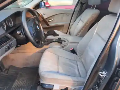 Veículo de Sucata bmw serie 5 touring (e61) 525d do ano 2004 alimentado 256d2