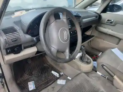 Veículo de Sucata audi a2 (8z0) 1.4 tdi do ano 2001 alimentado amf