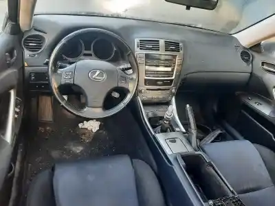Scrapping Vehicle lexus is200 (ds2/is2) 220d of the year 2001 powered 2adfhv