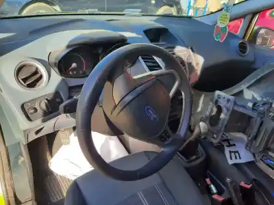 Veículo de Sucata ford fiesta (cb1) trend do ano 2001 alimentado f6jd