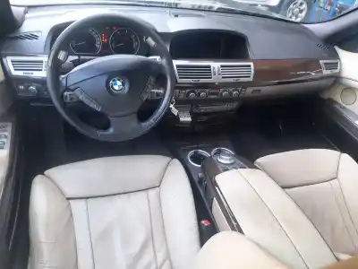 Scrapping Vehicle bmw serie 7 (e65/e66) 730d of the year 2001 powered m57306d3