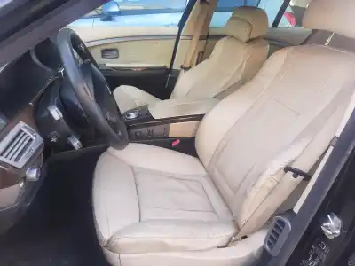 Scrapping Vehicle bmw serie 7 (e65/e66) 730d of the year 2001 powered m57306d3