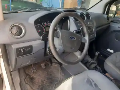 Veículo de Sucata ford transit connect (tc7) furgón (2006->) do ano 2001 alimentado p9pc