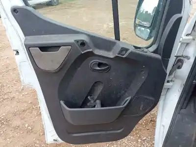 Veículo de Sucata renault master kipper l2h1 3.5t 125 cv / 92 kw do ano 2017 alimentado m9t676