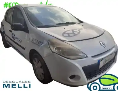 Veículo de Sucata renault clio iii authentique do ano 2001 alimentado k9k768