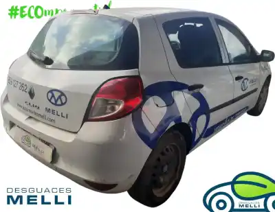 Veículo de Sucata renault clio iii authentique do ano 2001 alimentado k9k768