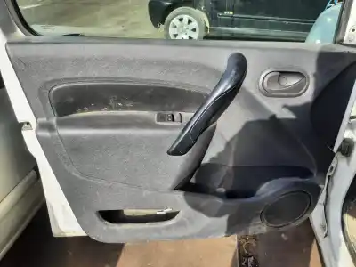 Scrapping Vehicle renault kangoo furgón professional of the year 2001 powered k9k608