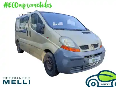 Veículo de Sucata RENAULT TRAFIC COMBI (AB 4.01) 6 - plazas. acristalado parcial. combi corto 101 CV / 74 KW do ano 2001 alimentado F9Q760
