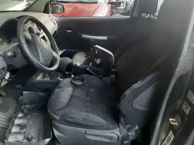 Veículo de Sucata citroen c2 vtr do ano 2001 alimentado 8hz
