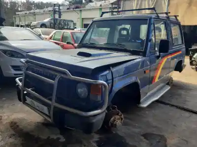 Veicolo di demolizione mitsubishi montero (l040) 2500 td dell'anno 2001 alimentato 4d56