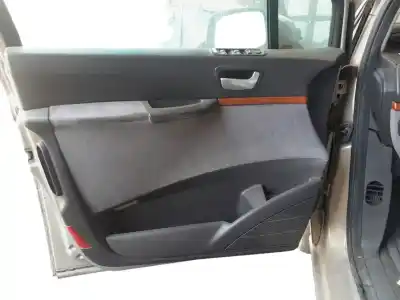 Veicolo di demolizione citroen c8 2.0 hdi premier dell'anno 2001 alimentato rht