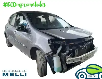 Veicolo di demolizione renault clio iii exception dell'anno 2001 alimentato d4f740 Veicolo di demolizione renault clio iii exception dell'anno 2001 alimentato d4f740