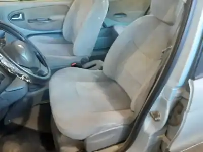 Здавання транспортного засобу renault scénic i monospace (ja0/1_, fa0_) 1.9 dti (ja1u) року 2003 потужний f9q744