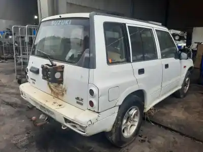 Veículo de Sucata suzuki santana 350 87 cv / 64 kw do ano 2001 alimentado rhp