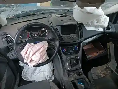 Scrapping Vehicle FORD KUGA (CBS) Titanium of the year 2019 powered M8MD