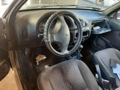 Veicolo di demolizione citroen saxo 1.1 sx dell'anno 2001 alimentato hfx