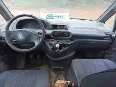 Veículo de Sucata ford transit mod. 2000 combi ft 260 2.0 corto do ano 2001 alimentado d3fa