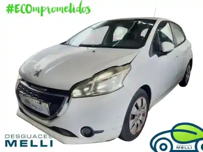 Veículo de Sucata peugeot 208 active do ano 2001 alimentado 9h06