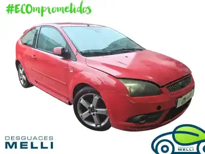 Veículo de Sucata ford focus berlina (cap) sport do ano 2001 alimentado kkda