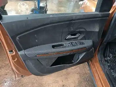 Veículo de Sucata dacia sandero iii stepway comfort do ano 2021 alimentado h4d470