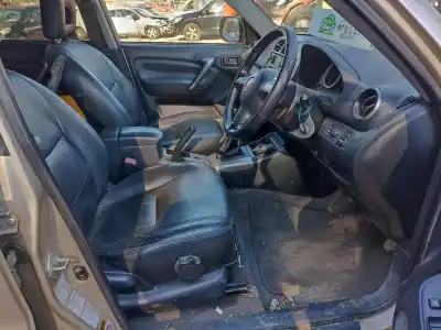 Veículo de Sucata toyota rav 4 (a2) 2.0 d-4d executive 4x4 (2003->) do ano 2018 alimentado 1cdftv