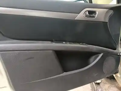 Sloopvoertuig peugeot 407 sport van het jaar 2008 aangedreven rhr