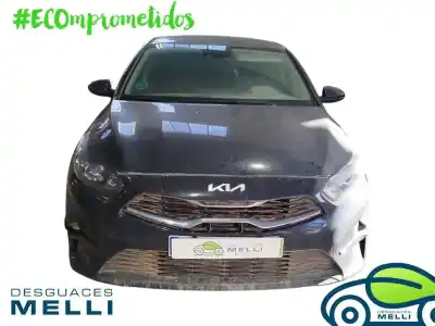 Veículo de Sucata kia ceed concept 100 cv / 74 kw do ano 2001 alimentado g3le