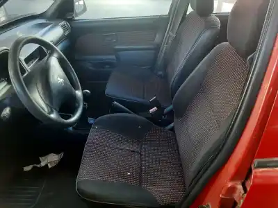 Veículo de Sucata peugeot 106 (s2) max do ano 2001 alimentado hfx