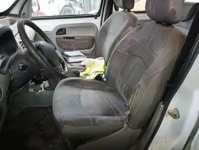 Scrapping Vehicle renault kangoo (f/kc0) expression of the year 2004 powered k9k704