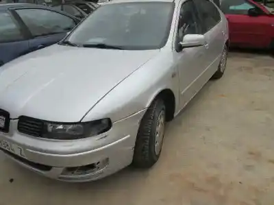 Здавання транспортного засобу seat leon (1m1) 1.4 16v року 2000 потужний ahw