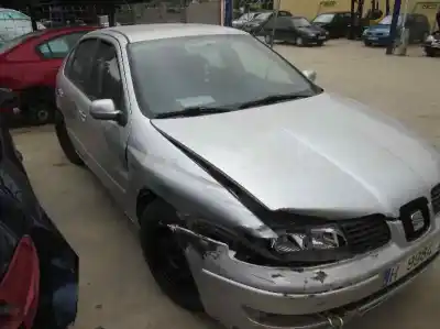 Здавання транспортного засобу seat leon (1m1) 1.4 16v року 2000 потужний ahw