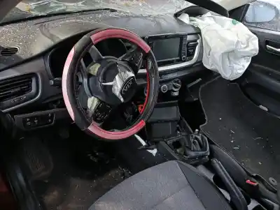 Veículo de Sucata kia stonic (ybcuv) concept do ano 2019 alimentado g4la