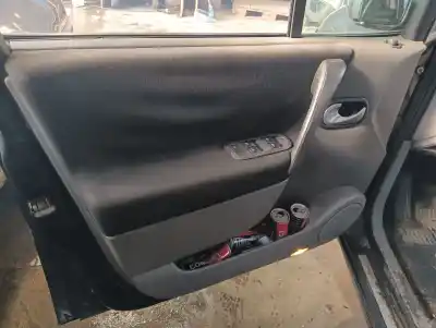 Veicolo di demolizione renault scenic ii confort expression dell'anno 2006 alimentato k9k732