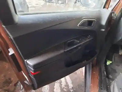 Здавання транспортного засобу ford b-max titanium x року 2001 потужний t3jb