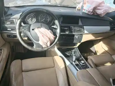 Veículo de Sucata bmw x5 (e70) 3.0d do ano 2001 alimentado m57306d3