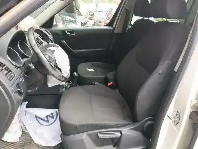 Veículo de Sucata skoda yeti (5l) 2.0 tdi do ano 2012 alimentado cfha