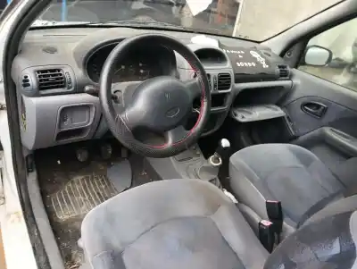 Veículo de Sucata renault clio ii fase i (b/cbo) 1.9 d alize do ano 1999 alimentado f8q630