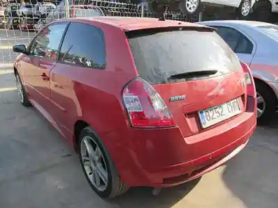 Veículo de Sucata fiat stilo (192) 2.4 20v abarth do ano 2003 alimentado 192a2000