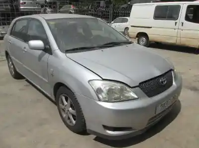 Veículo de Sucata toyota corolla (e12) 2.0 d-4d sol sedán do ano 2004 alimentado 1cdftv