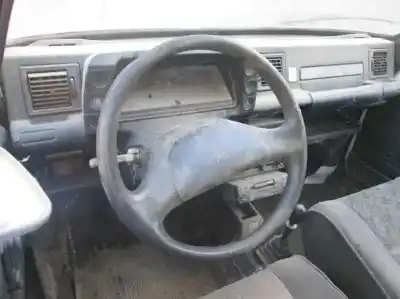 Veículo de Sucata citroen c15 d do ano 2001 alimentado 