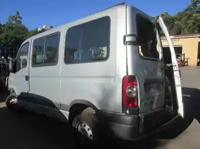 Здавання транспортного засобу renault master ii phase 2 combi kombi 2.8t l1 6pl. 114 cv / 84 kw року 2005 потужний 