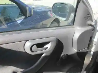 Scrapping Vehicle opel corsa c cosmo of the year 2003 powered 